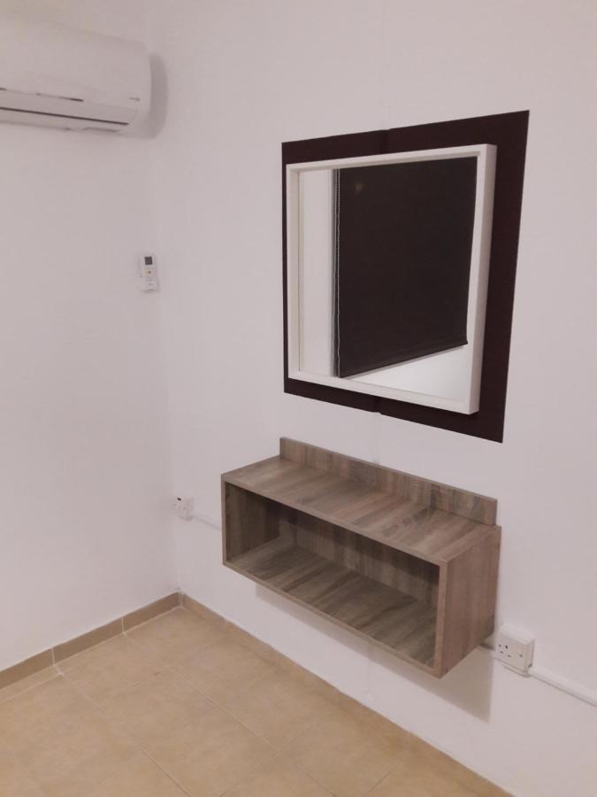Holiday Home Larnaca Buitenkant foto